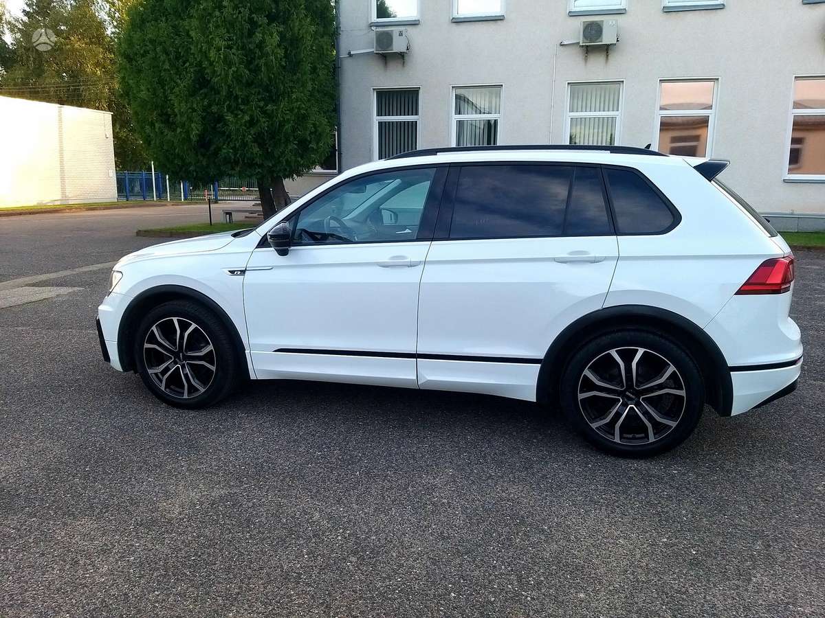 Volkswagen Tiguan - 9