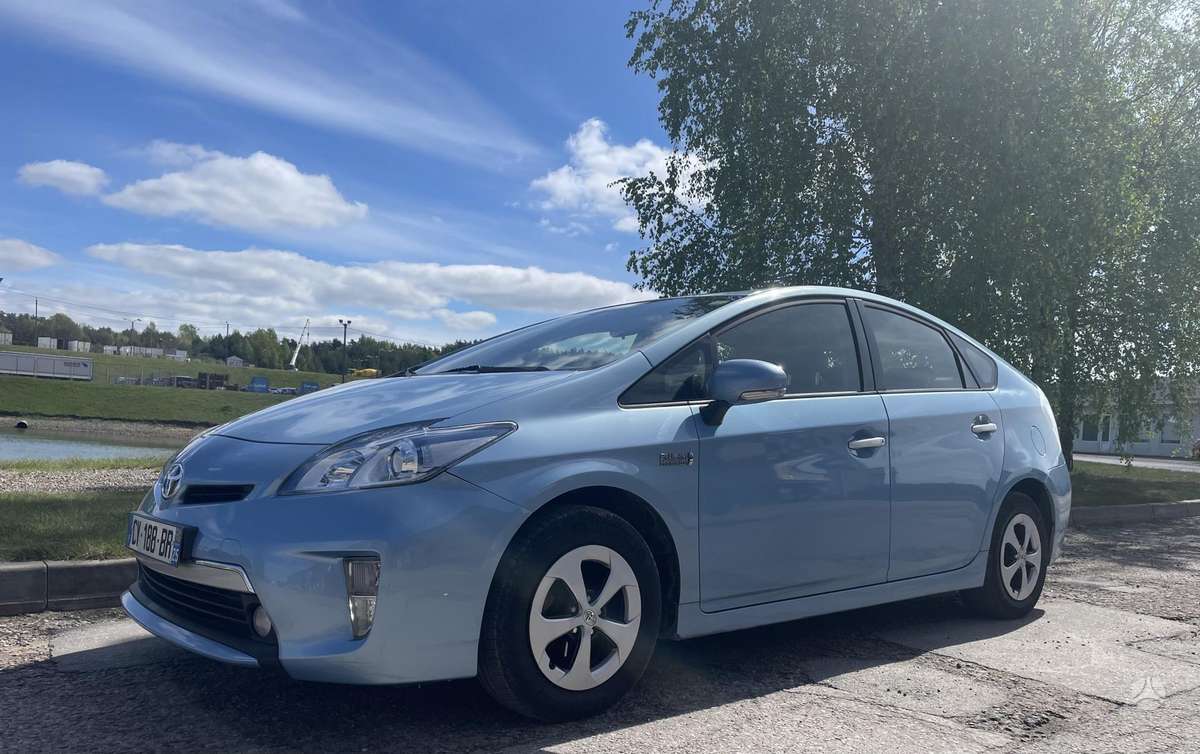 Toyota Prius - 1