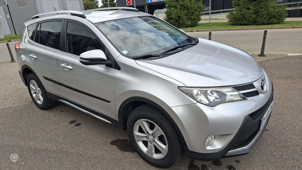 Toyota RAV4 - 2