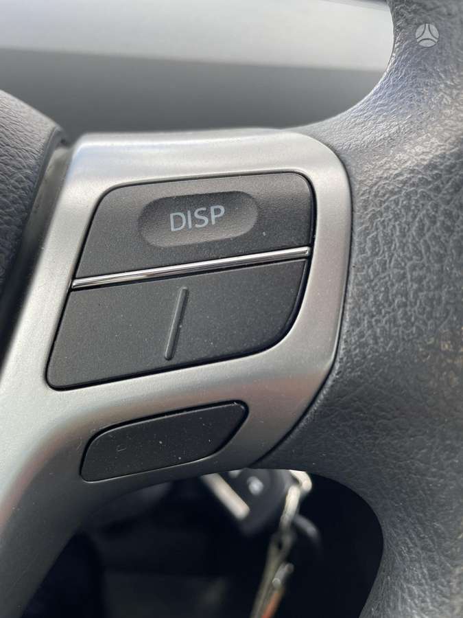 Toyota Verso - 8