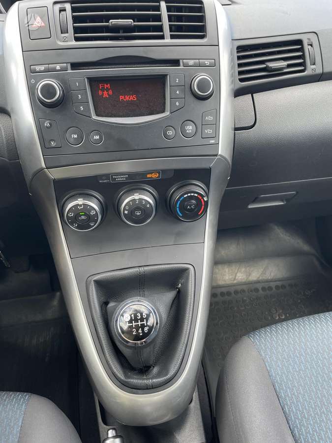 Toyota Verso - 11