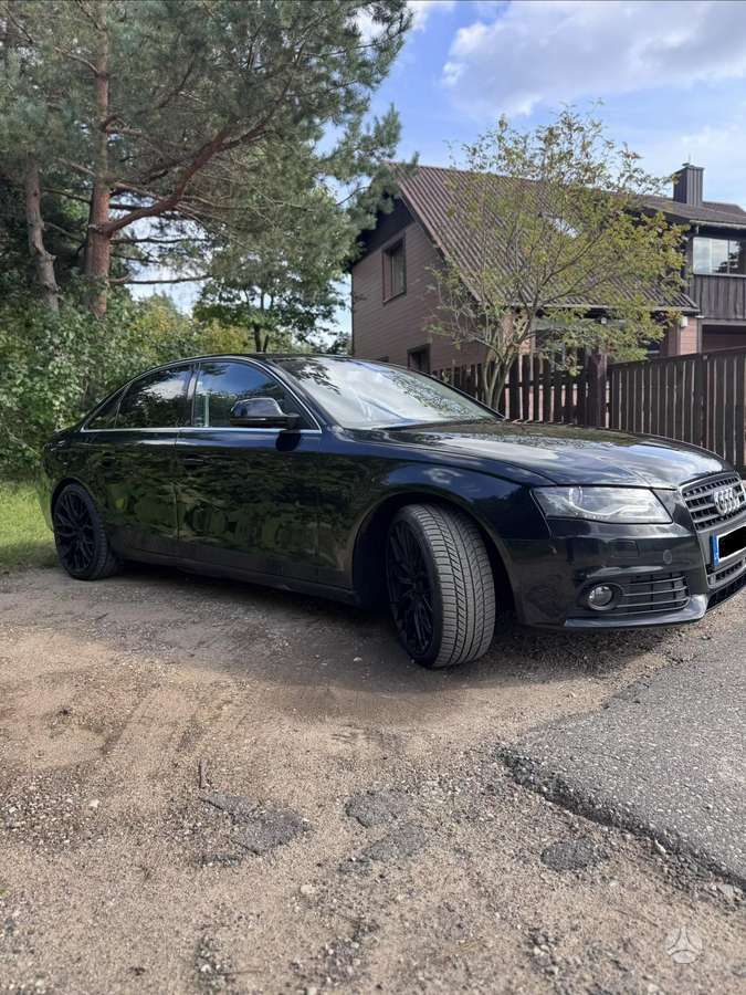 Audi A4, 2.7 l., sedanas