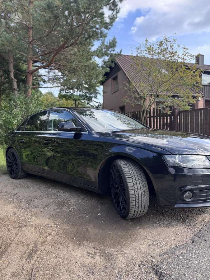 Audi A4, 2.7 l., sedanas