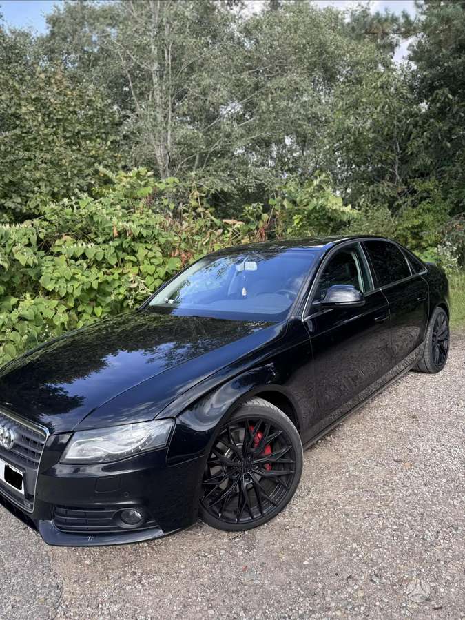 Audi A4, 2.7 l., sedanas