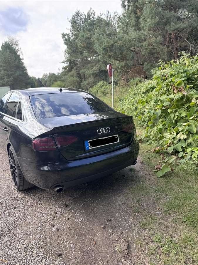 Audi A4, 2.7 l., sedanas