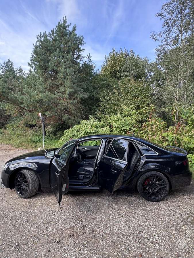 Audi A4, 2.7 l., sedanas