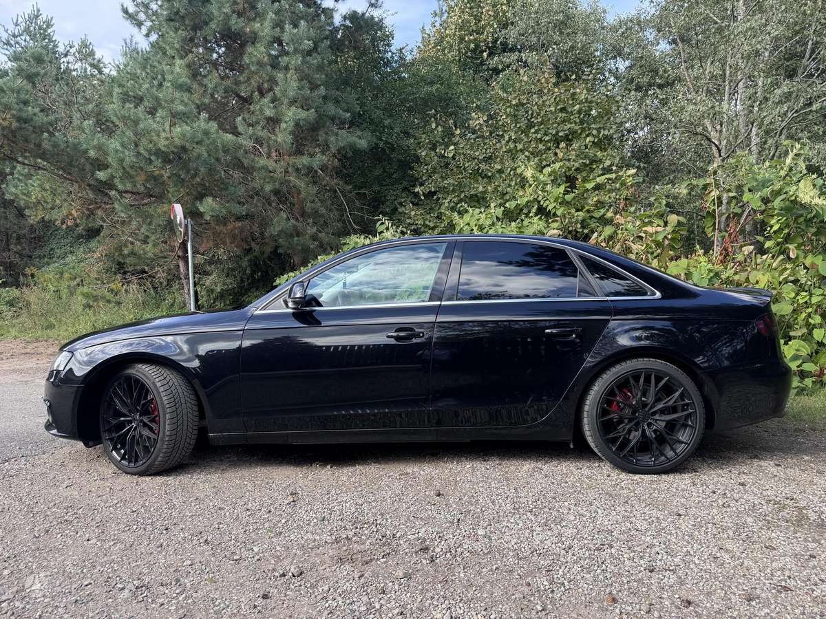 Audi A4, 2.7 l., sedanas