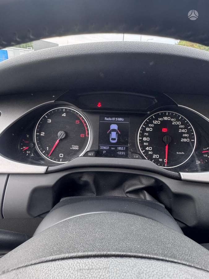 Audi A4, 2.7 l., sedanas