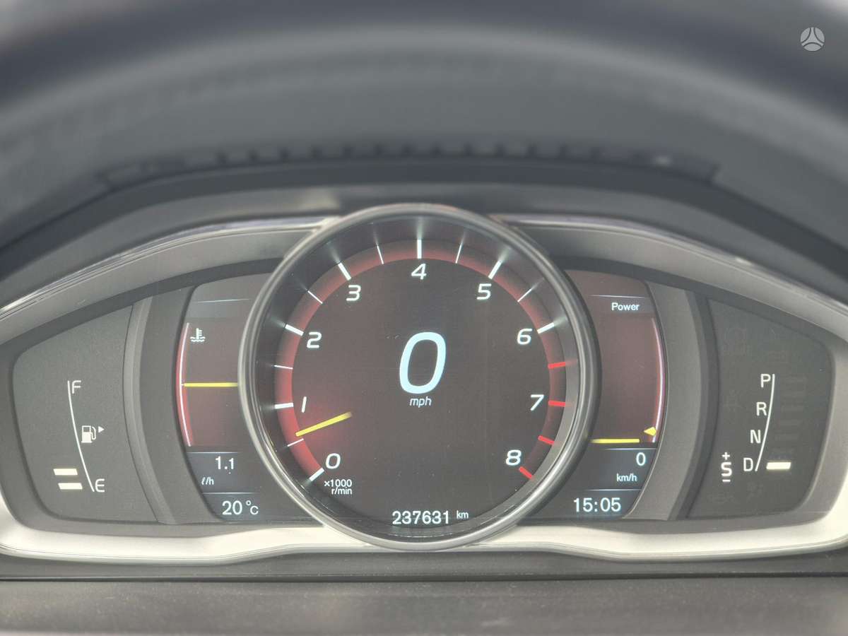 Volvo XC70, 3.2 l., wagon