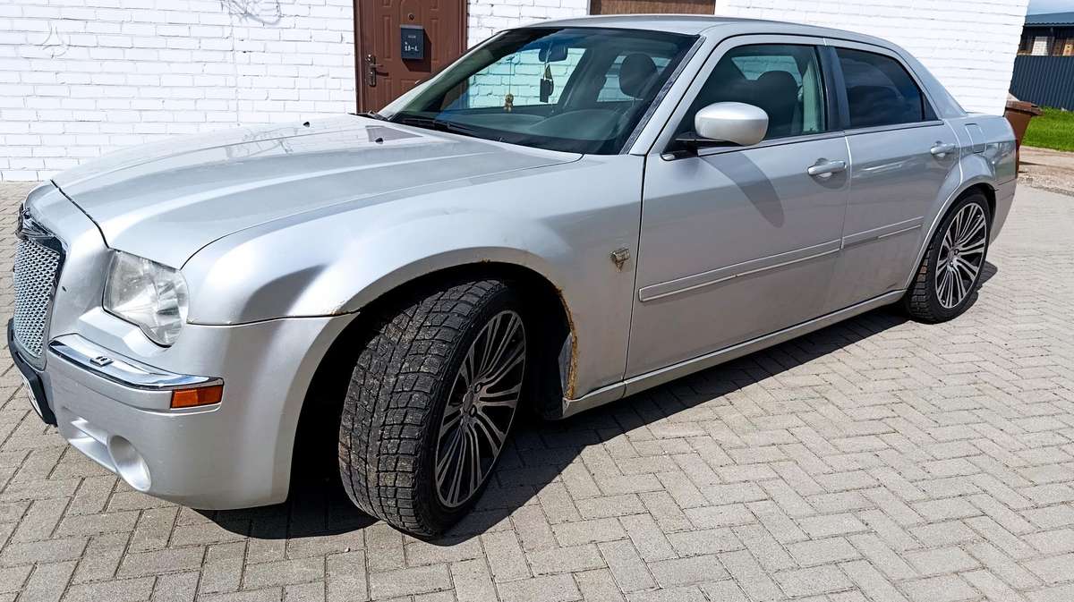 Chrysler 300C - 3