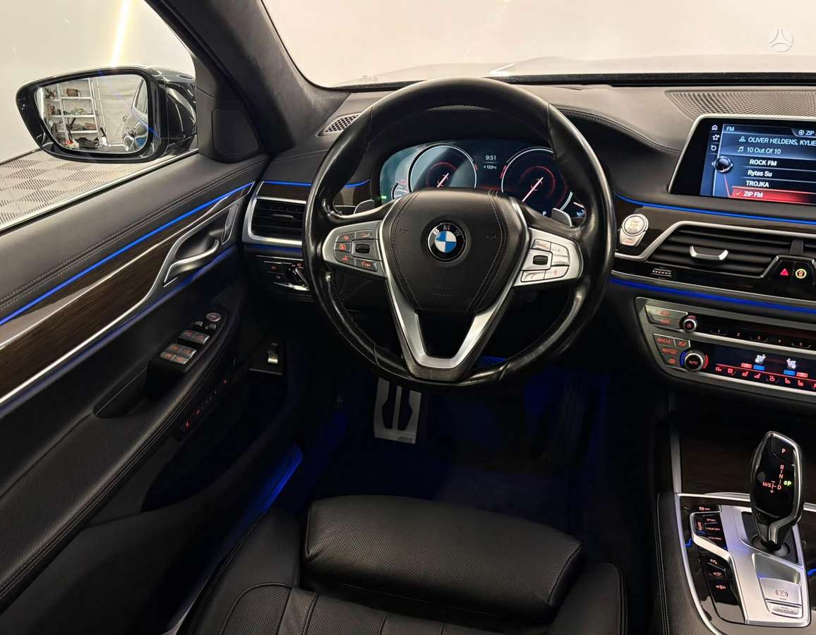 BMW 730, 3.0 l., sedanas