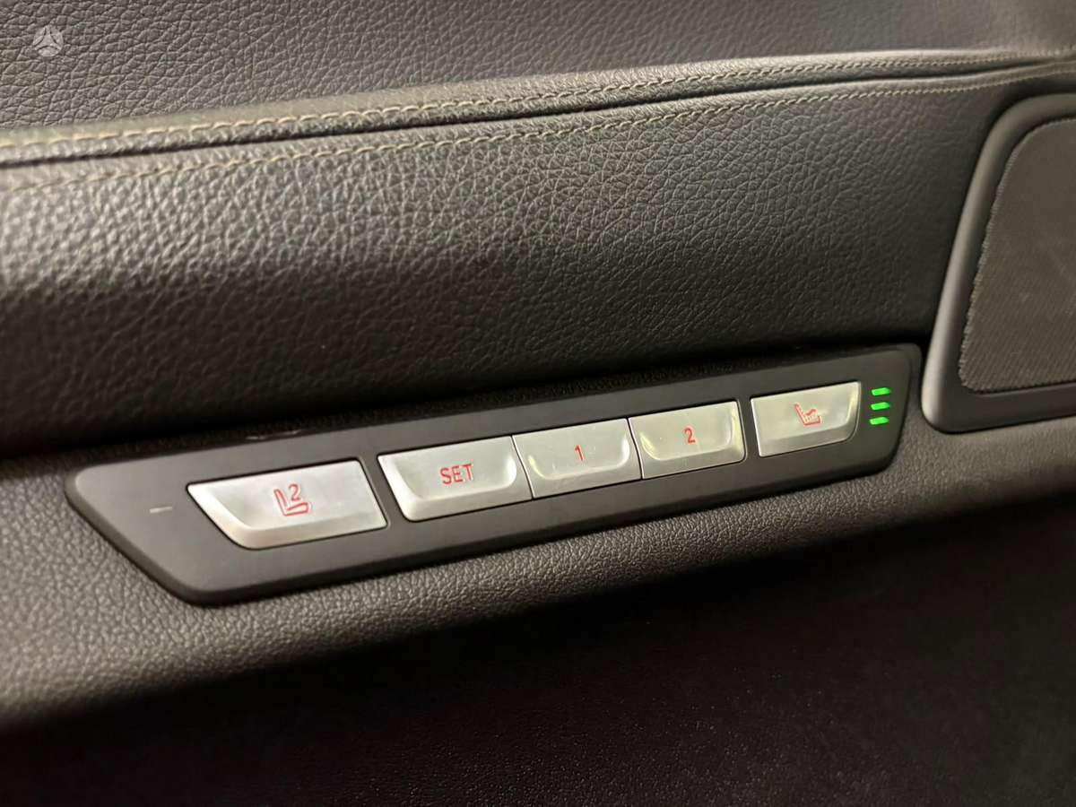 BMW 730, 3.0 l., Седан