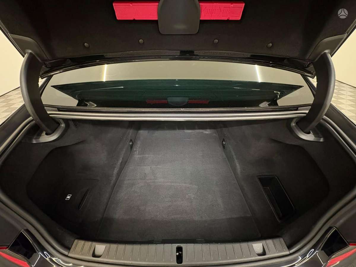 BMW 730, 3.0 l., sedanas