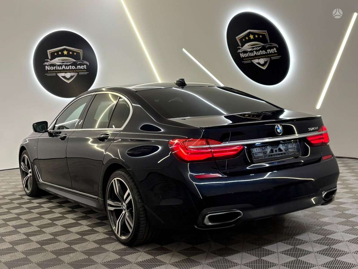 BMW 730, 3.0 l., Седан