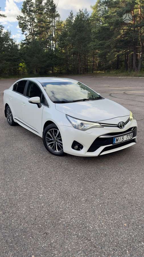 Toyota Avensis - 2