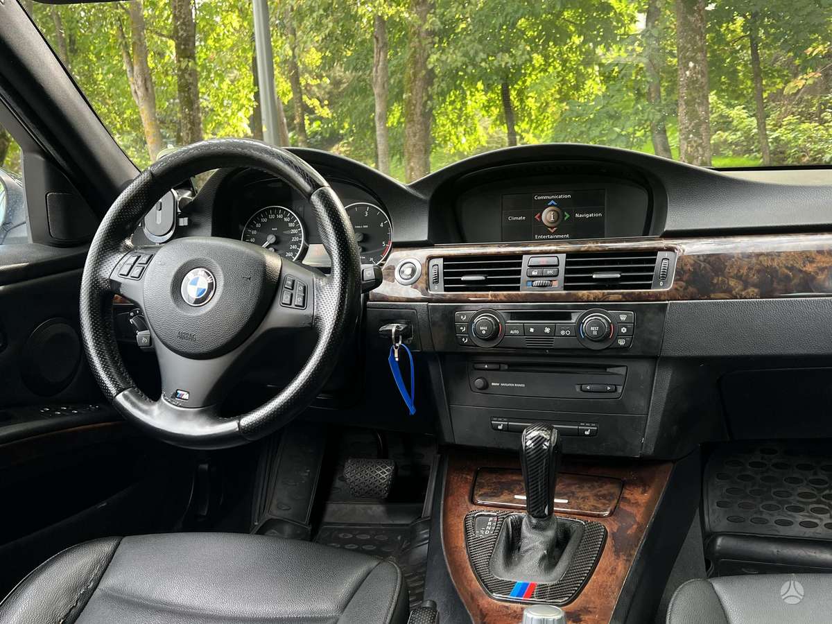 BMW 320, 2.0 l., Универсал