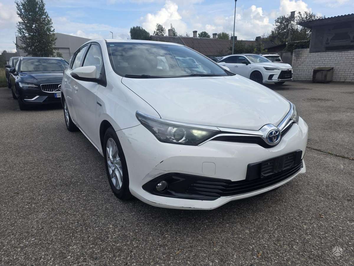 Toyota Auris - 3