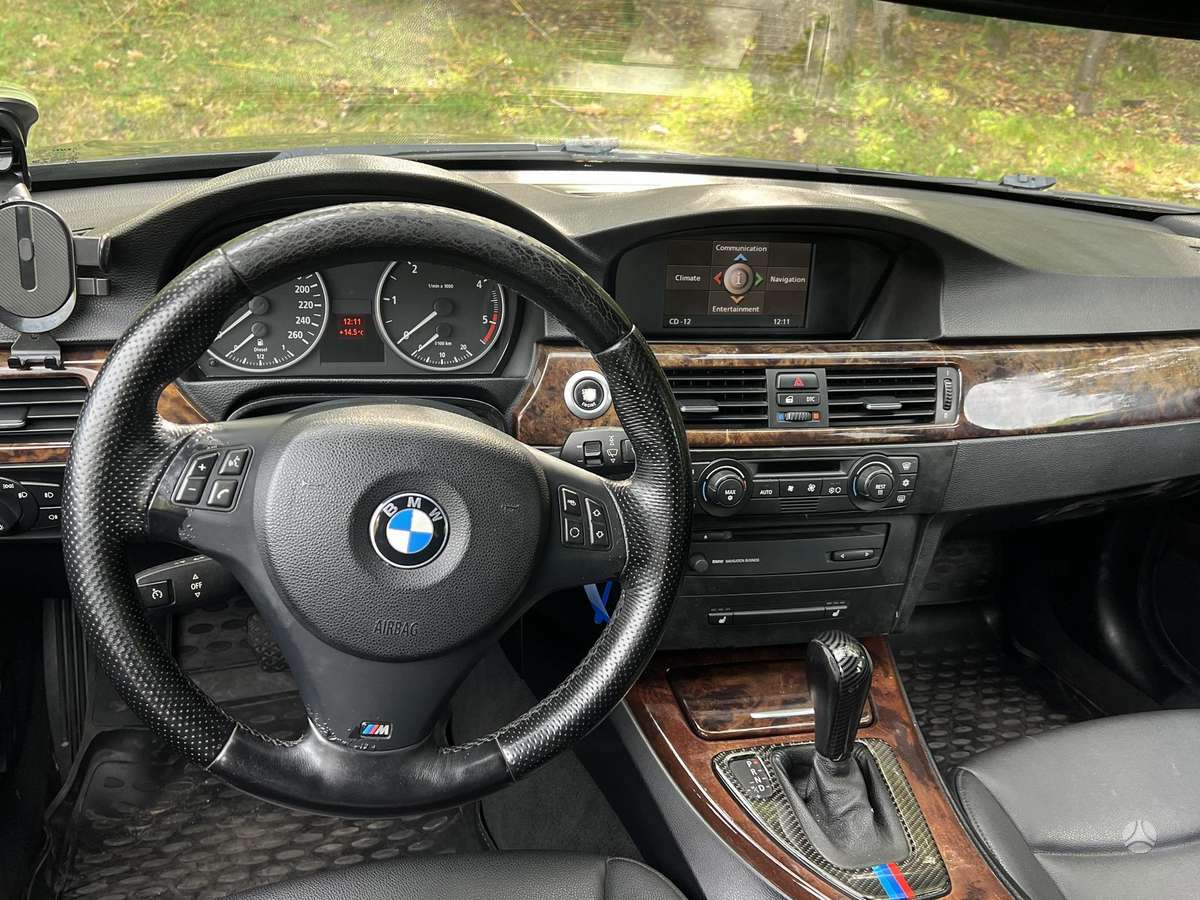 BMW 320, 2.0 l., Универсал