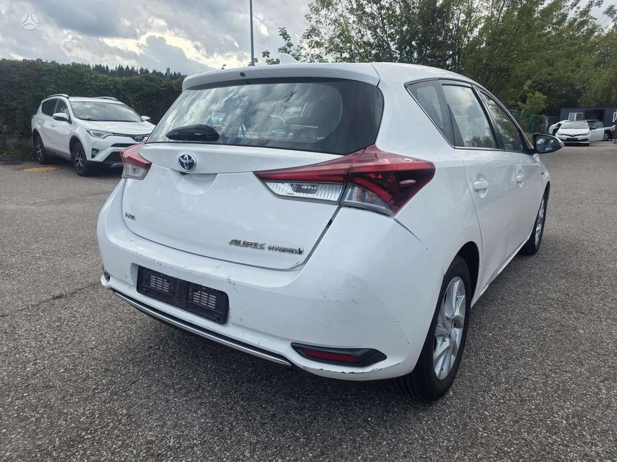 Toyota Auris - 6
