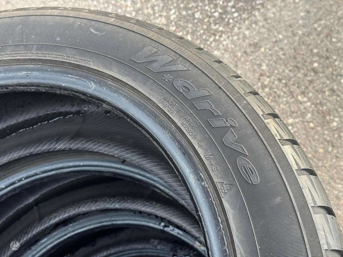 Yokohama W*DRIVE, winter 235/55 R20