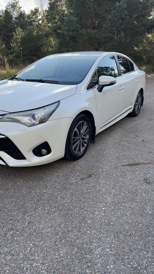 Toyota Avensis - 11