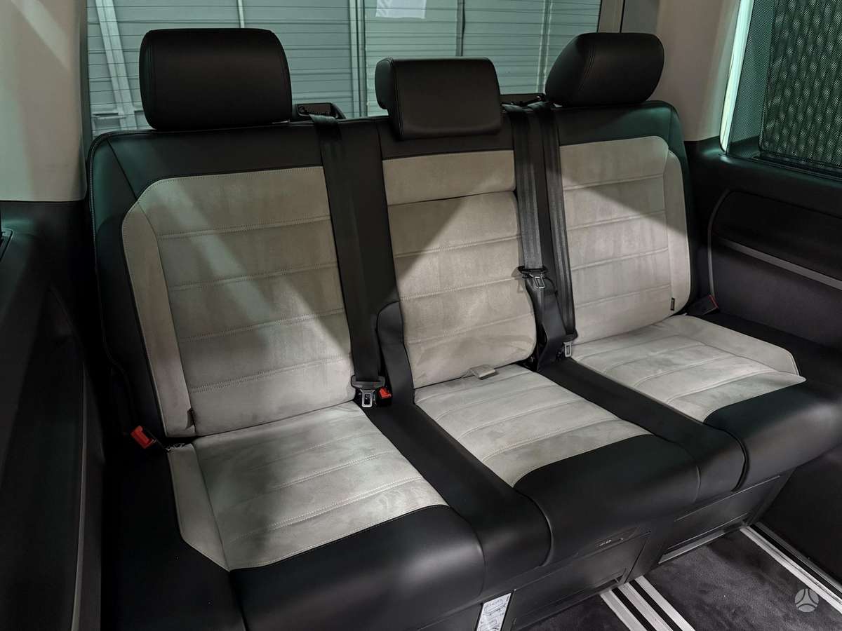 Volkswagen Multivan, 2.0 l., Минивэн