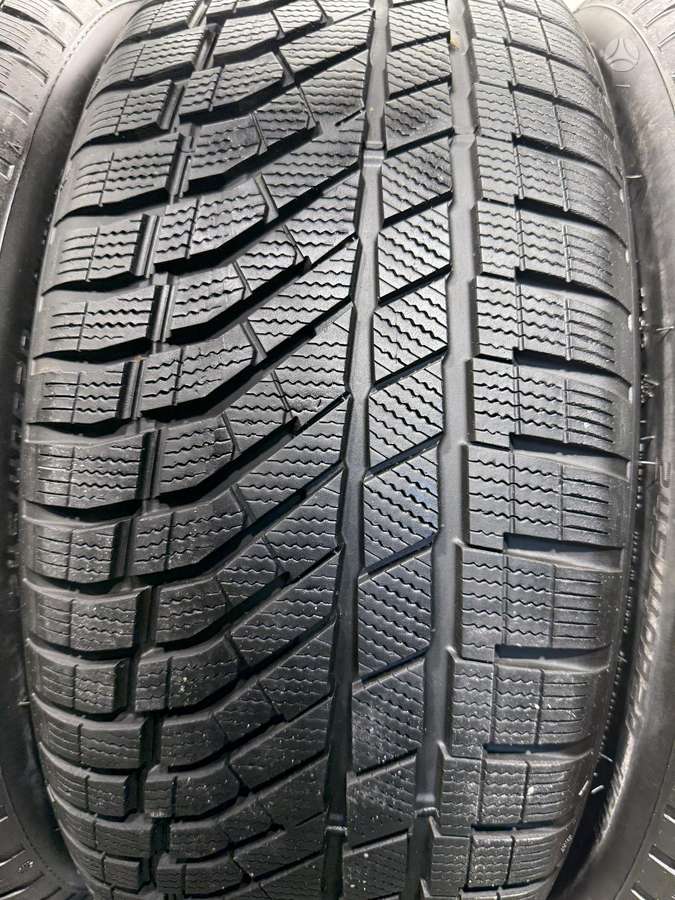 Falken Eurowinter hs02Pro/2025m, winter 245/40 R20