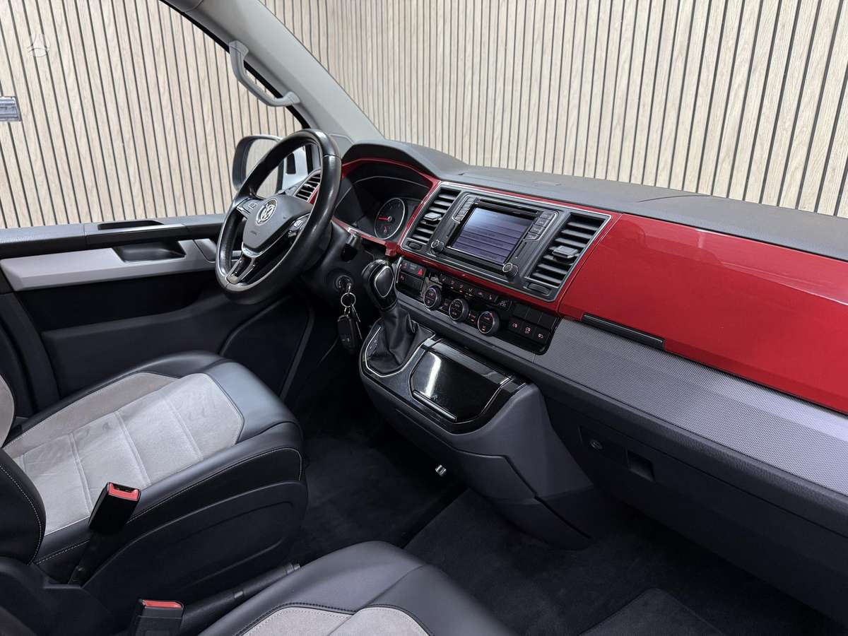 Volkswagen Multivan, 2.0 l., Минивэн