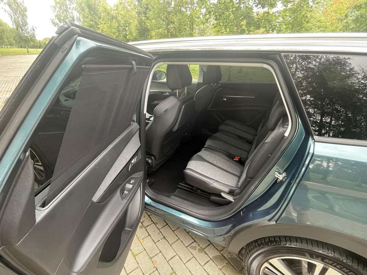 Peugeot 5008 - 9