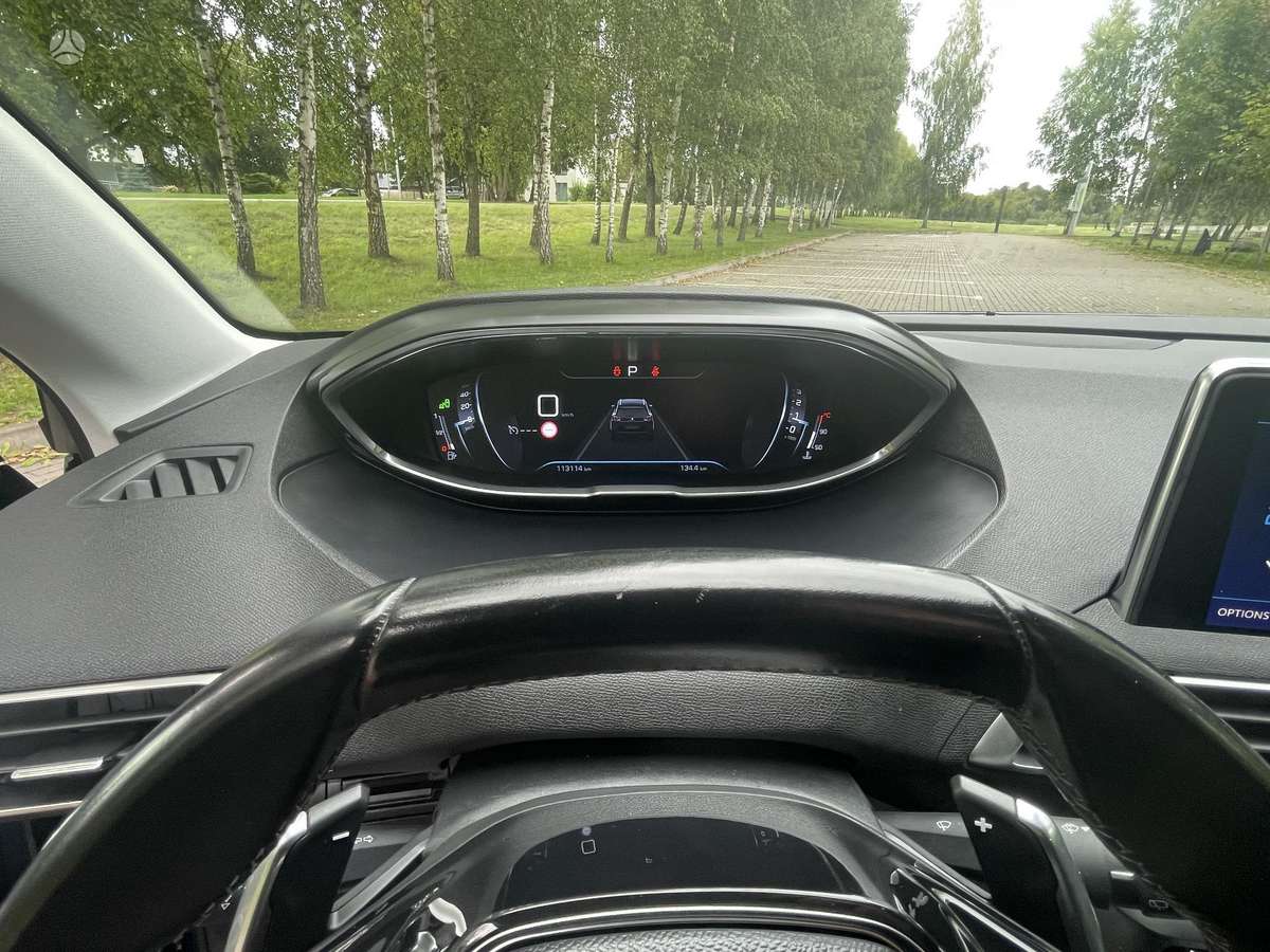 Peugeot 5008 - 12