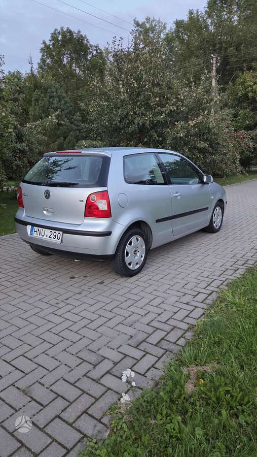 Volkswagen Polo - 2