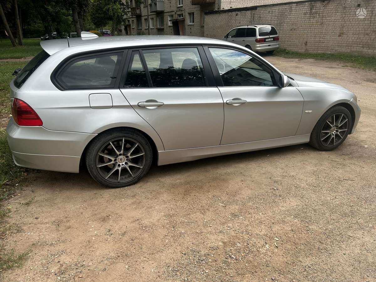BMW 320, 2.0 l., Универсал