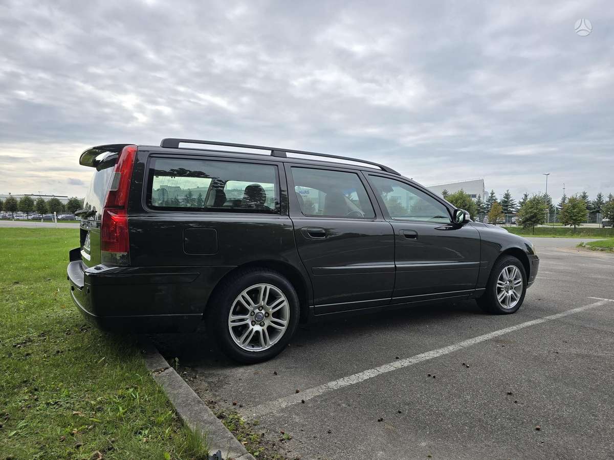 Volvo V70, 2.4 l., universalas