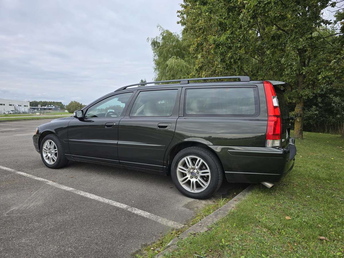 Volvo V70, 2.4 l., wagon