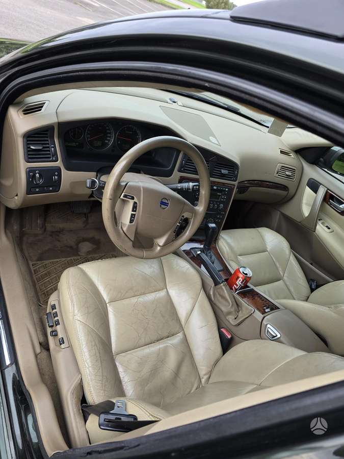 Volvo V70, 2.4 l., wagon