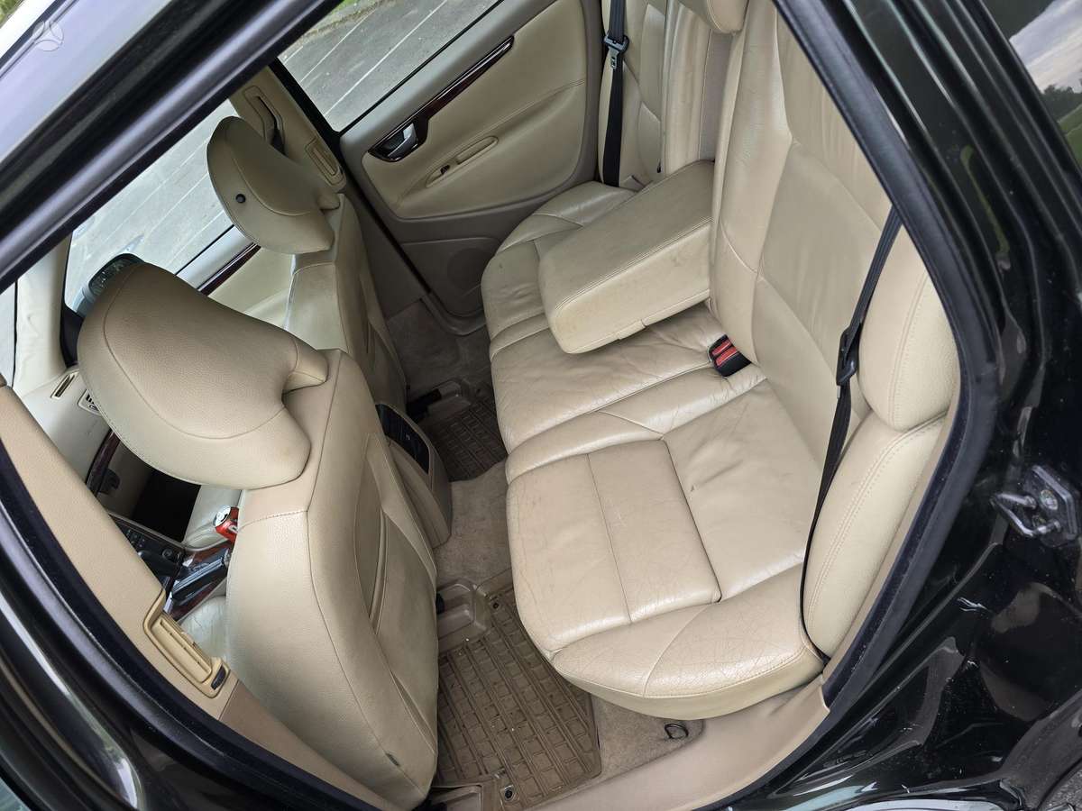 Volvo V70, 2.4 l., wagon