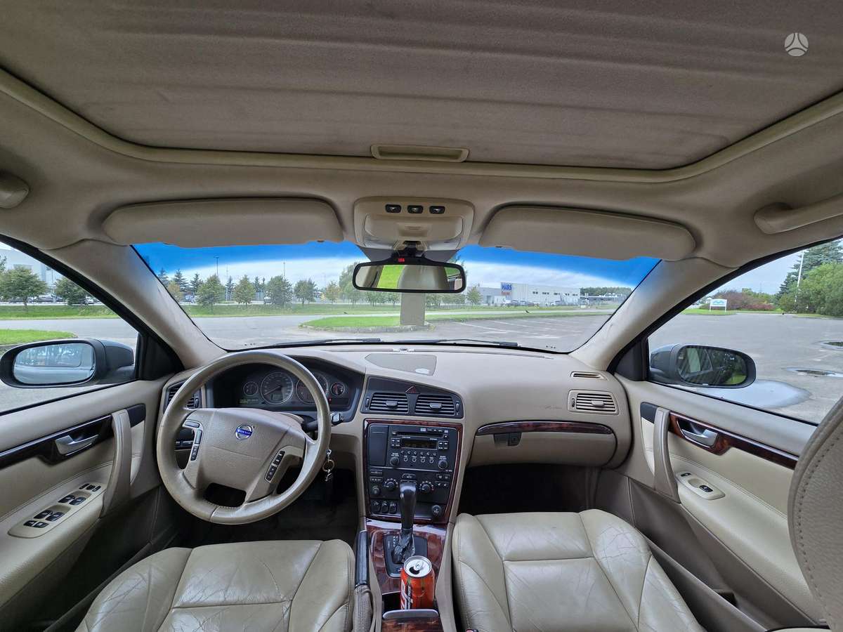 Volvo V70, 2.4 l., wagon