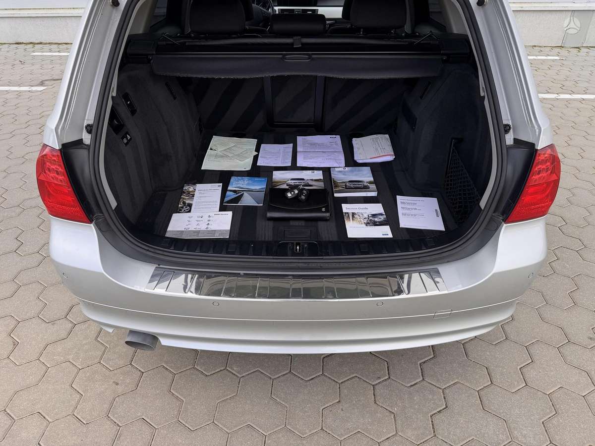 BMW 320, 2.0 l., wagon