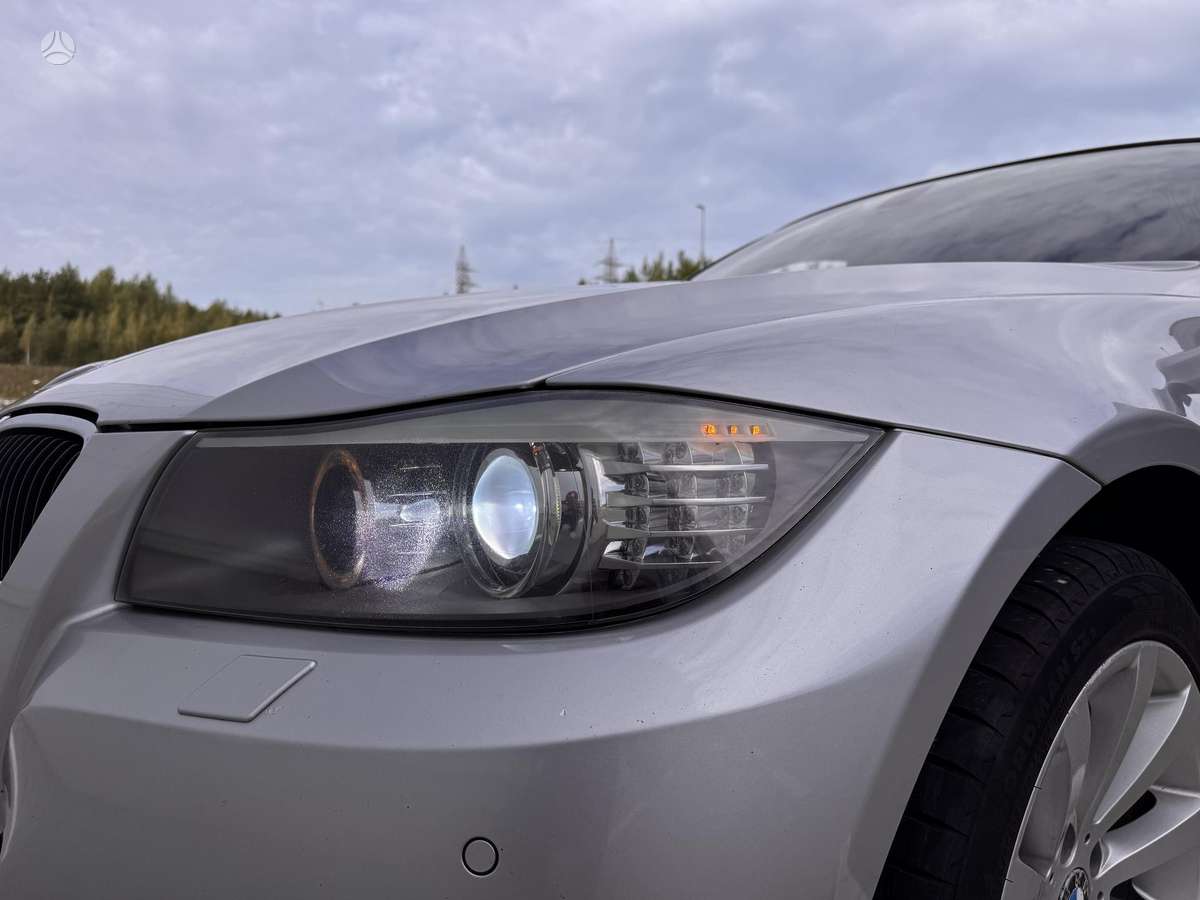 BMW 320, 2.0 l., wagon