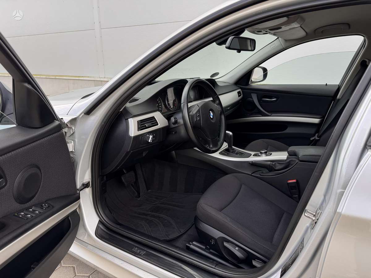 BMW 320, 2.0 l., wagon