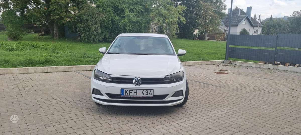 Volkswagen Polo - 2