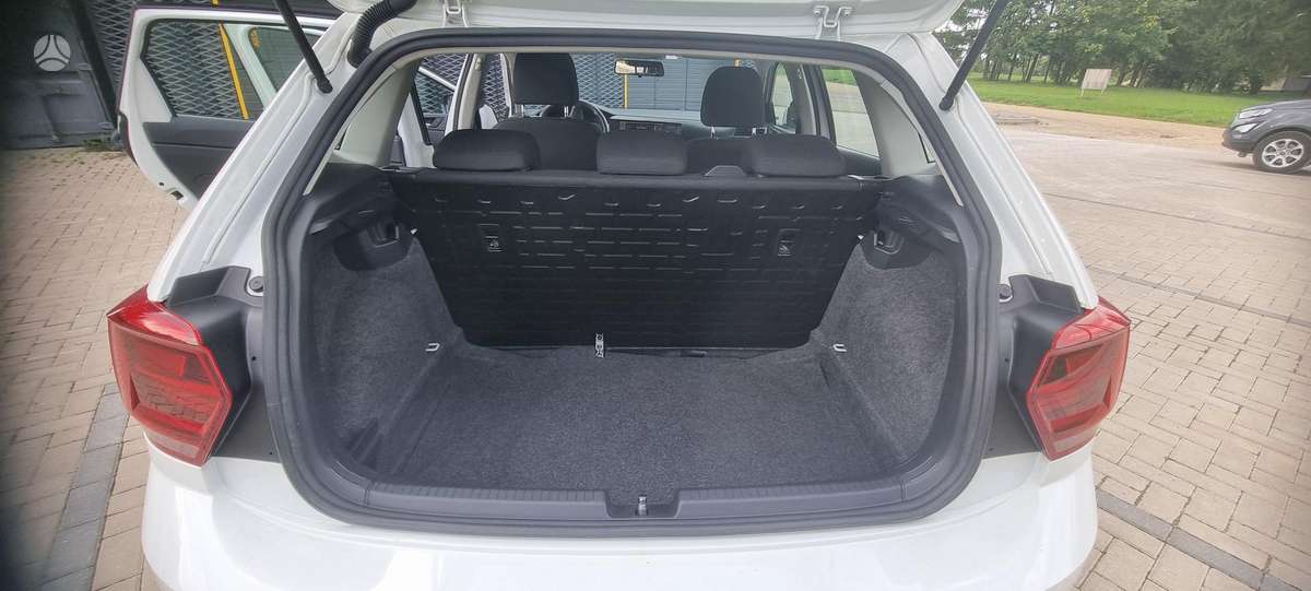 Volkswagen Polo - 10