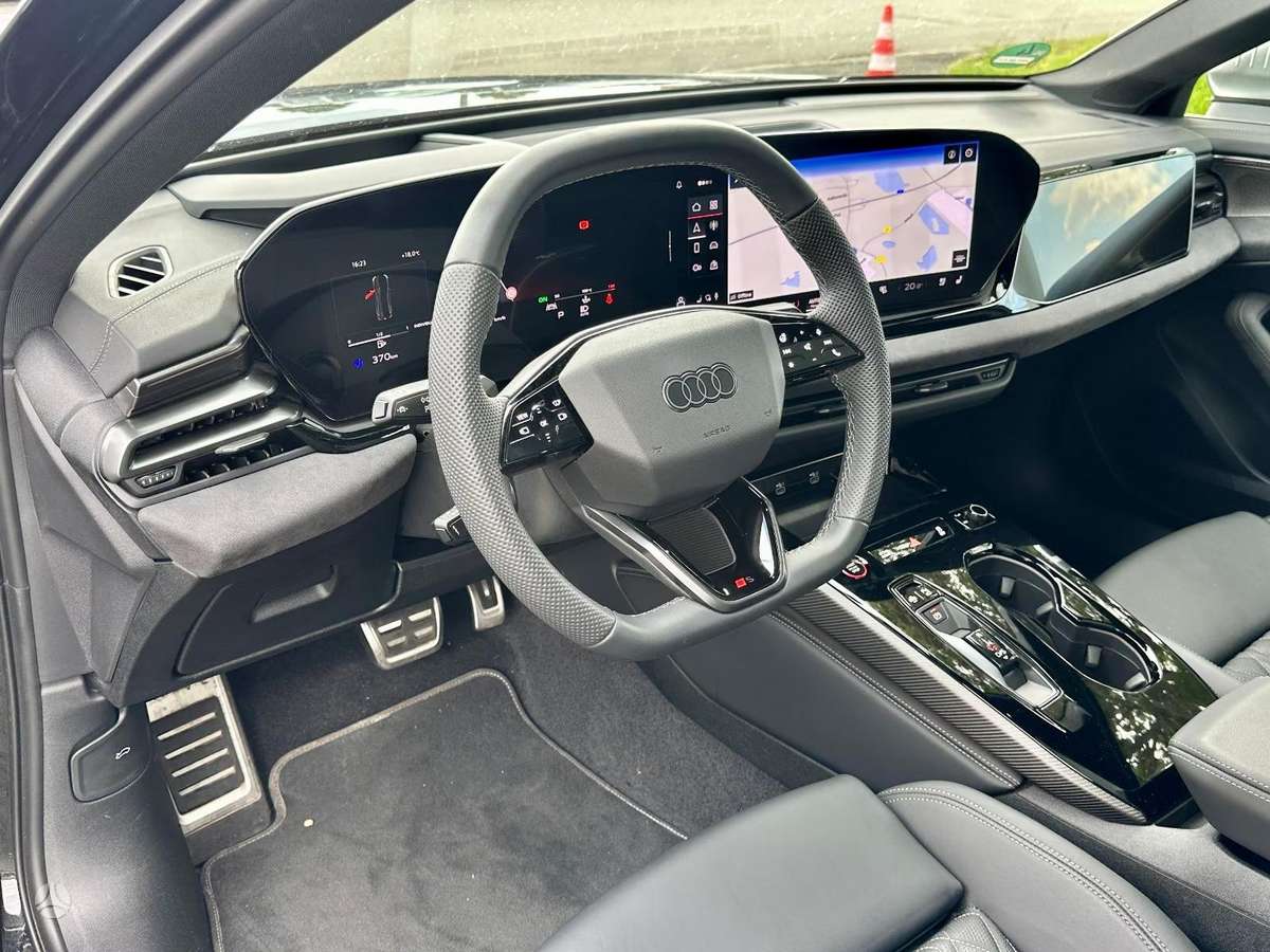 Audi S5, 3.0 l., Седан