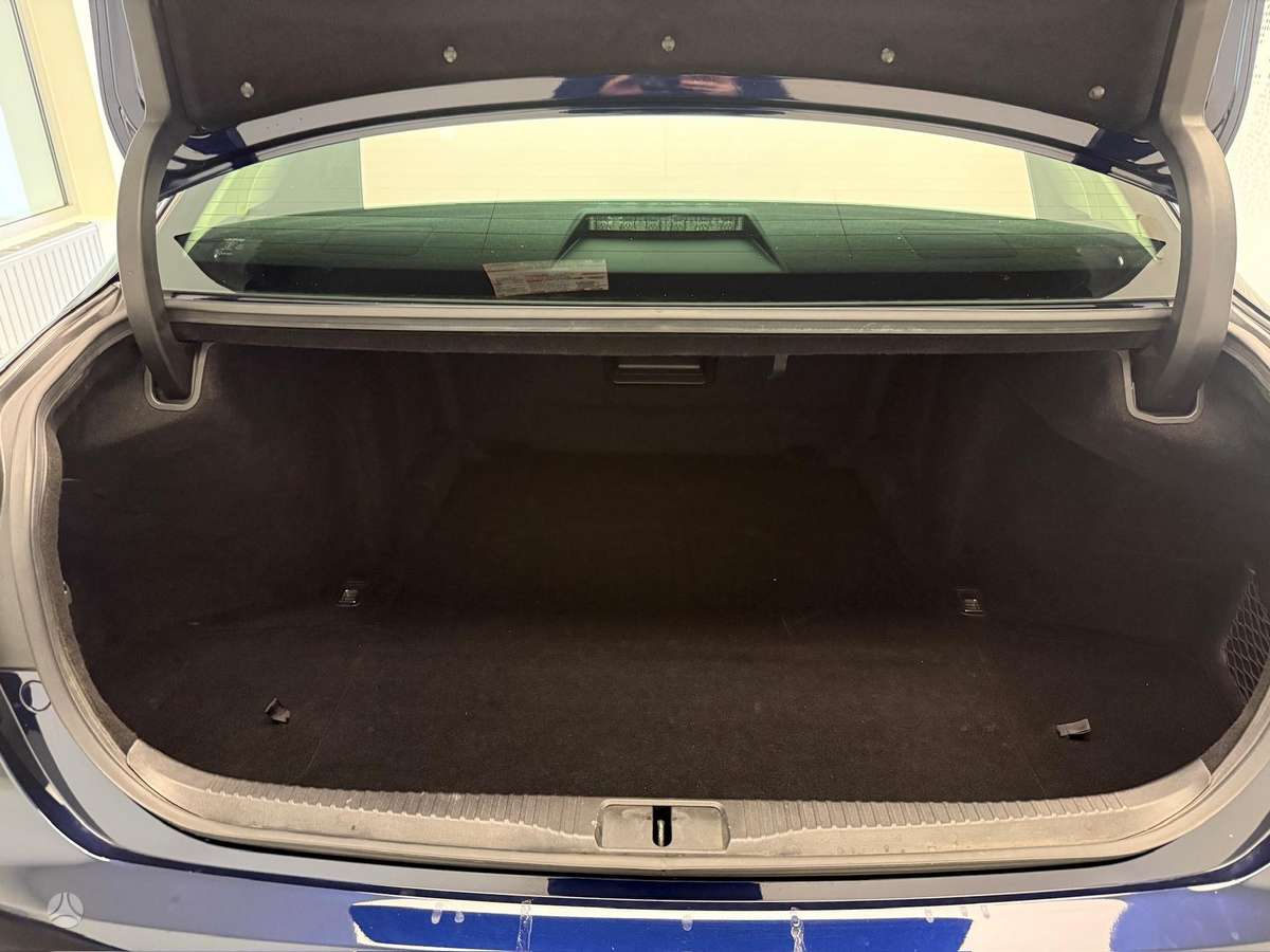 Lexus GS 200t, 2.0 l., Седан