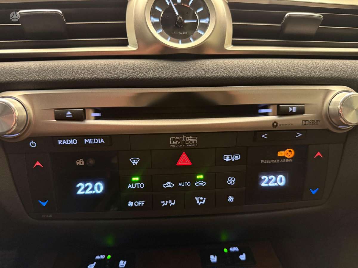 Lexus GS 200t, 2.0 l., Седан