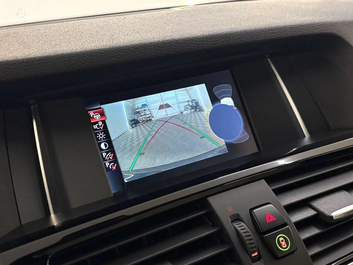 BMW X3, 3.0 l., off-road / crossover