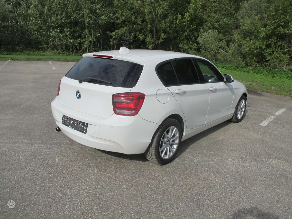 BMW 116, 1.6 l., Хэтчбек