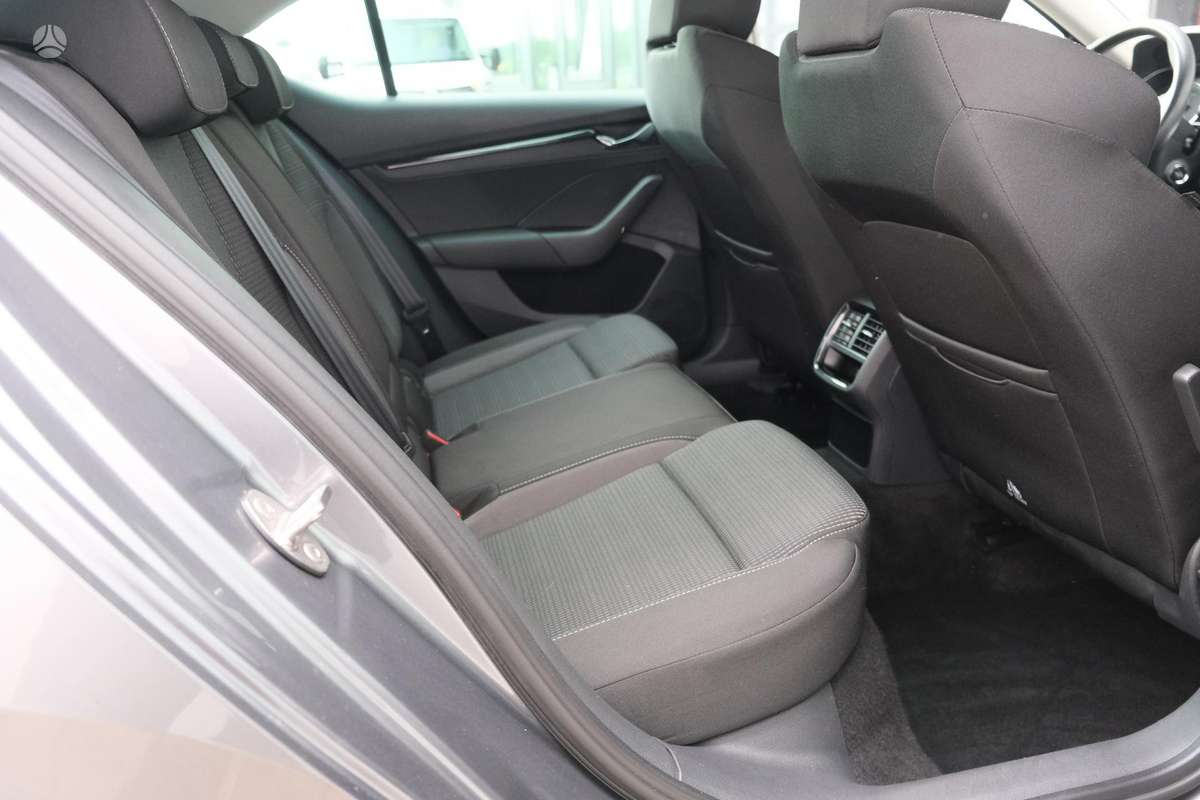 Škoda Octavia - 9
