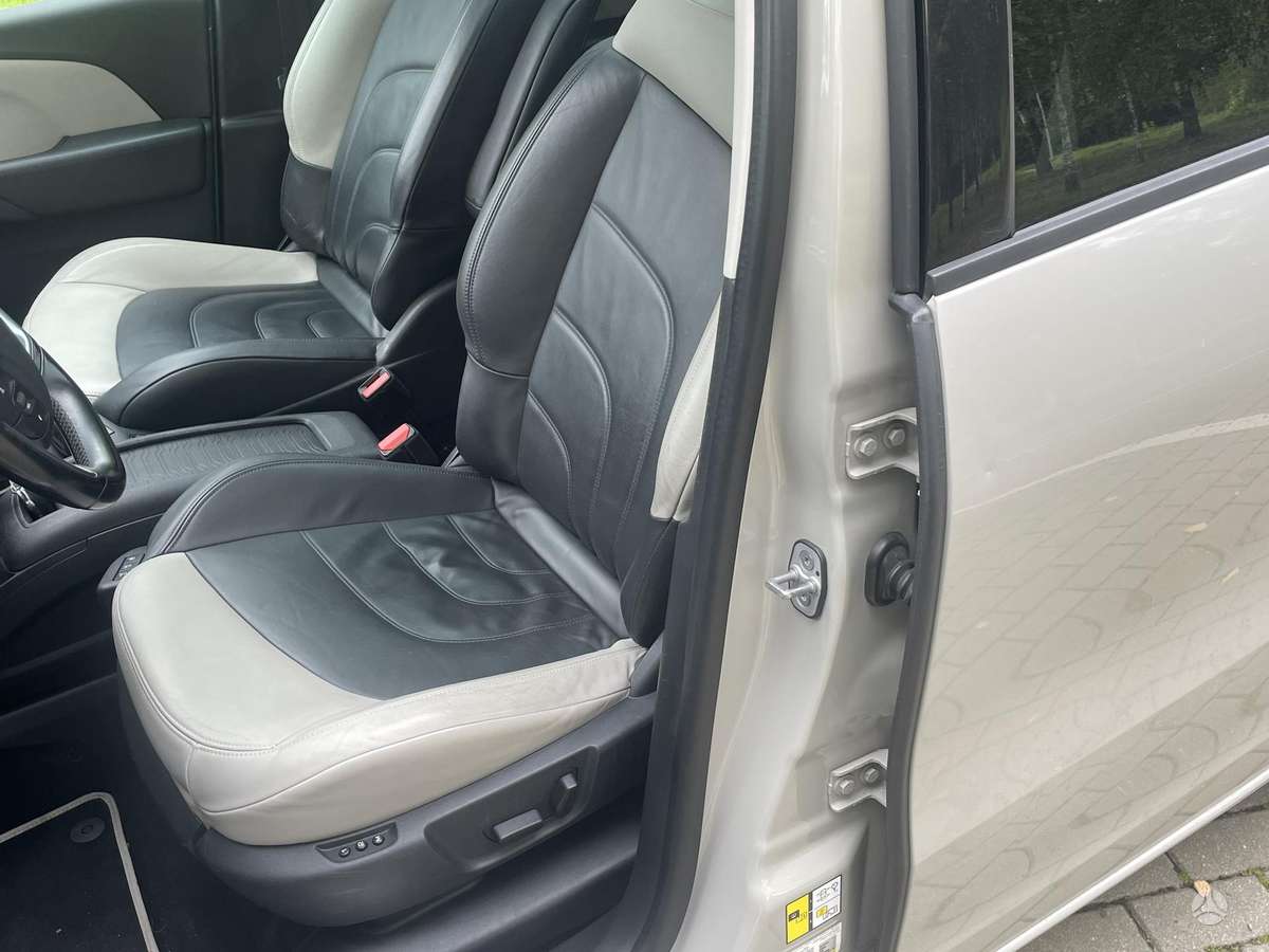 Citroen C4 Picasso, 1.6 l., Минивэн