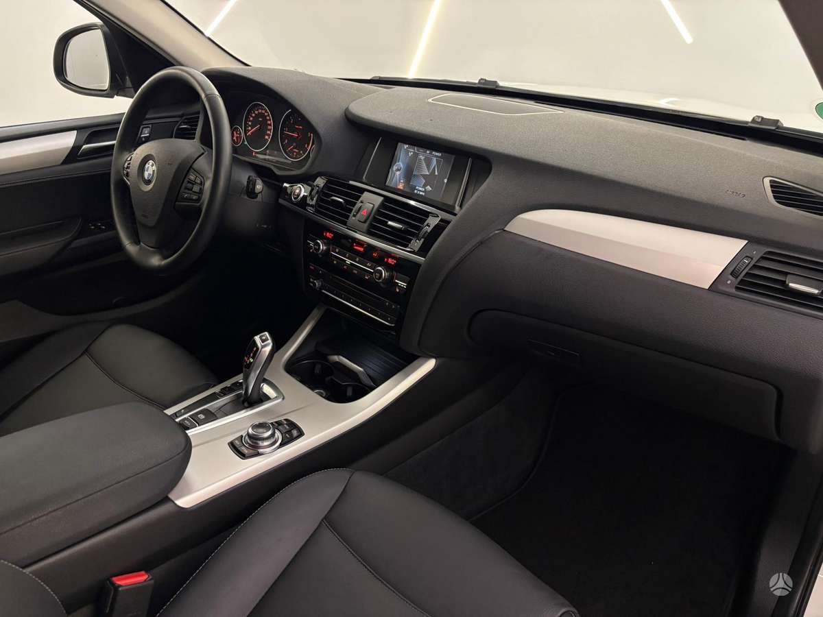 BMW X3, 2.0 l., off-road / crossover